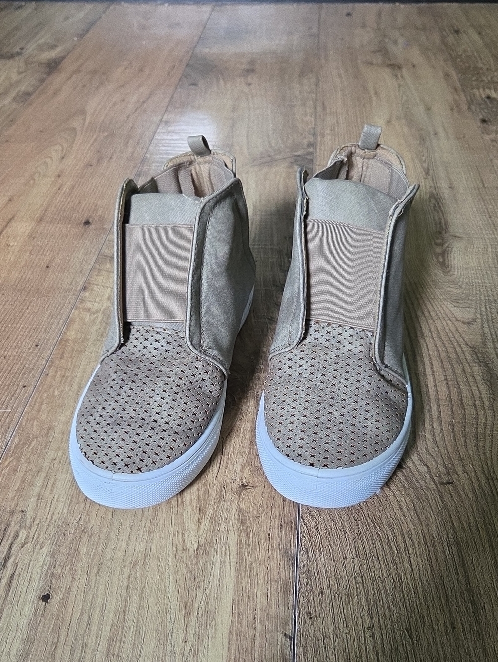 Qupid | Taupe Canvas Slip-On Shoe